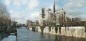 Ile de la Cité et Notre de Paris depuis le quai de Montebello - photo g.Laurent